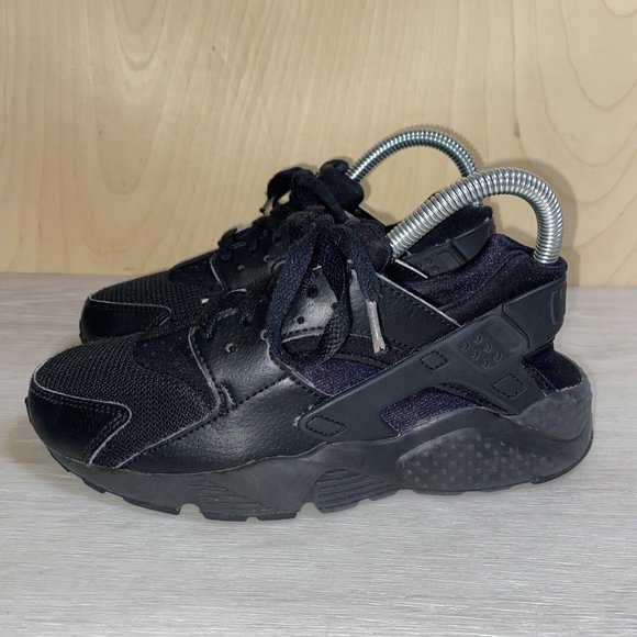 Nike Shoes - Nike Huarache Run (GS) Triple Black Y4.5 W6.5